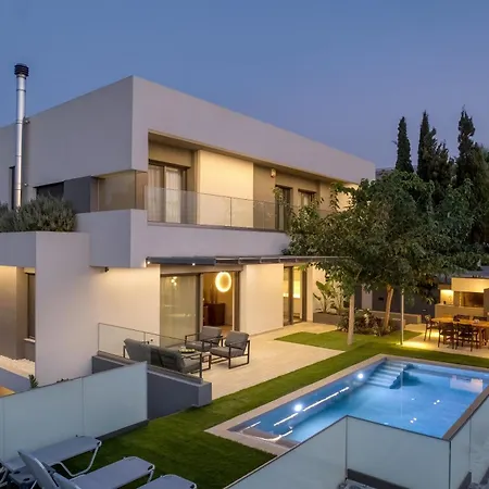 Crystal Sun Luxury Villa
