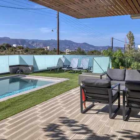 Villa Crystal Sun Luxury Giofirakia