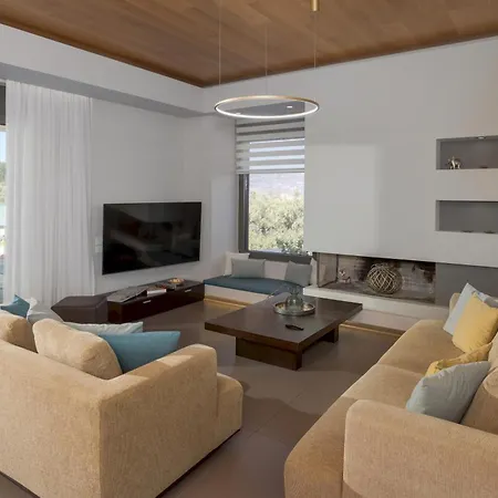 Crystal Sun Luxury Giofirakia
